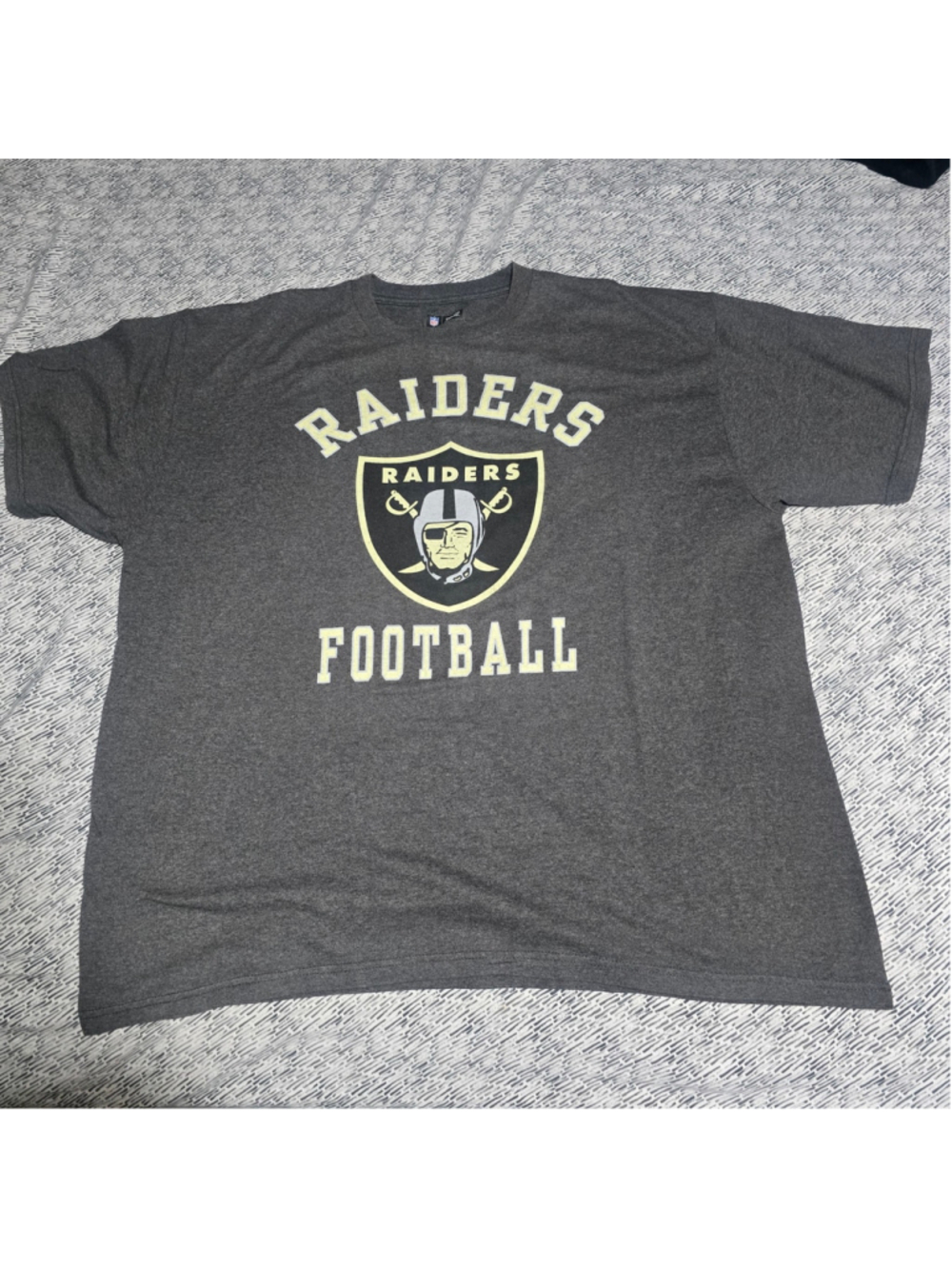 Men's NFL Team Apparel Raiders T-Shirt XXL Grey Yellow